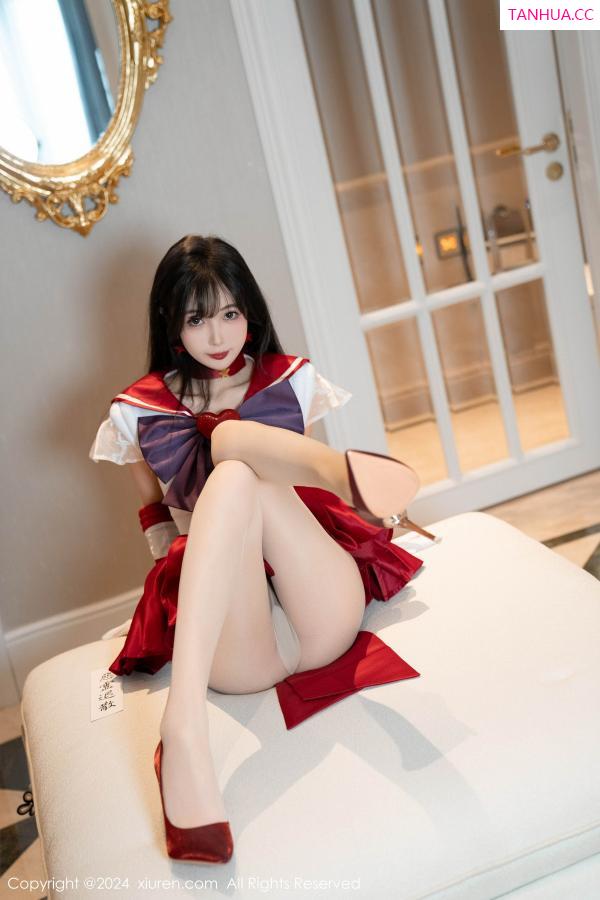 林星阑  [XiuRen]高清写真图 2024.07.03 No.8800 林星阑 短裙美腿第44张图片